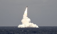 Tàu ngầm USS Rhode Island phóng tên lửa Trident II (không mang đầu đạn hạt nhân) từ ngoài khơi bang Florida ngày 9/5/2019. Ảnh: US Navy