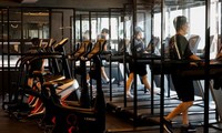 Vì sao Seoul cấm người tập gym được đổ mồ hôi 