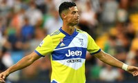 HLV Juventus cảnh báo Ronaldo và đồng đội sau trận hòa ở ngày khai màn Serie A