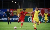 Trung vệ tuyển Malaysia: Đội tuyển Việt Nam đã dạy cho chúng tôi một bài học