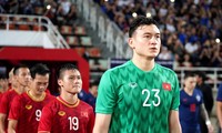 Được gọi vào đội tuyển Việt Nam, Văn Lâm chia sẻ niềm vui với truyền thông Nhật