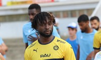 ‘Tội đồ’ của Pau FC thừa nhận đang đá tệ, làm khổ đội bóng