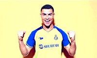 Hé lộ thời điểm Ronaldo ra sân dưới màu áo mới