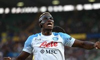 Napoli phô trương sức mạnh, đe dọa những gã khổng lồ của Champions League