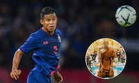 Hai tuyển thủ Thái Lan bất ngờ xuống tóc đi tu trước loạt trận FIFA Days