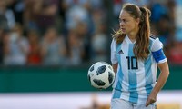 Messi tuyển nữ Argentina: Chúng tôi nhận lương 3,7 triệu đồng/tháng, dưới mức chuẩn nghèo