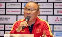 Truyền thông Hàn Quốc tiếc cho bóng đá Việt Nam vì chia tay HLV Park Hang-seo