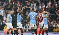 HLV Pep Guardiola khen Arsenal, chê trọng tài điều hành đại chiến