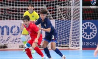 Người hâm mộ Thái Lan sau trận thua tuyển futsal nữ Việt Nam: Bóng đá của chúng ta đang xuống đáy