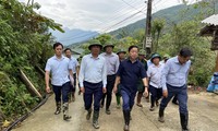 Phó Thủ tướng Trần Hồng Hà vào tâm lũ chỉ đạo khắc phục hậu quả thiên tai