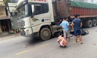 Traffic accident left a female teacher dead in Yen Bai