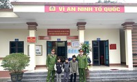 Công an xã giúp 3 cháu nhỏ đi lạc từ Hà Giang sang Yên Bái về với gia đình