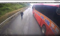 Triệu tập 3 người chặn đánh tài xế xe tải trên cao tốc Nội Bài - Lào Cai