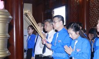 Hội LHTN Việt Nam tỉnh Yên Bái dâng hương Chủ tịch Hồ Chí Minh 