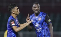 Cầu thủ CLB TPHCM xích mích sau trận thắng Khánh Hoà