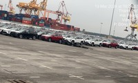 Lô xe Toyota Corolla Cross 2024 đầu tiên về Việt Nam