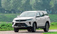 Toyota Fortuner tại Việt Nam sắp được bổ sung bản mới