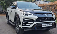 Toyota Fortuner độ theo phong cách siêu SUV Lamborghini Urus