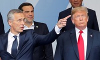 Đại diện quốc gia châu Âu hội đàm với Tổng thống Mỹ tại hội đàm NATO, tháng 7/2018