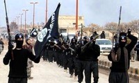 Phiến quân IS lại nhúng tay vào tội ác, khi thảm sát gần 700 con tin tại Syria