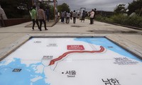 Bản đồ hai miền Triều Tiên, ngăn cách bởi khu phi quân sự (DMZ)