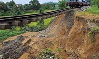 Thông tin về sự cố sạt lở đường sắt Hà Nội - Lào Cai 