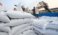Giá gạo Việt Nam mất vị trí cao nhất thế giới 