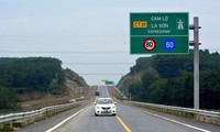 Thông tin mới về điều chỉnh giao thông trên cao tốc Cam Lộ - La Sơn