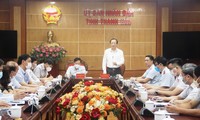 Đoàn công tác của Bộ GD&ĐT làm việc với UBND tỉnh Thanh Hóa về thông báo kết luận thanh tra. Ảnh: GDTD