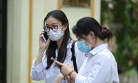 Nhiều phụ huynh, học sinh tại Hà Nội đã bị kẻ gian gọi điện lừa đảo, đe dọa. Ảnh: Như Ý