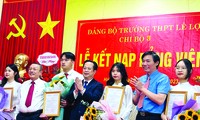 Học sinh được kết nạp Đảng tại Trường THPT Lê Lợi (Hà Nội) ngày 25/4/2023 
