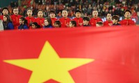 ĐT nữ Việt Nam gây xúc động với màn hát quốc ca ở World Cup 2023. Ảnh: Getty Images
