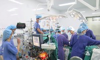 Kíp phẫu thuật BV Việt Đức thực hiện ca ghép tạng