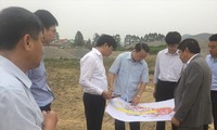 Lãnh đạo UBND thành phố Lạng Sơn kiểm tra thực địa dự án. Ảnh: Duy Chiến
