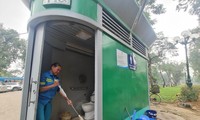 Hà Nội: Nhà vệ sinh công cộng chờ nâng cấp 