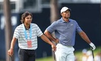 Nguyễn Anh Minh đua vô địch với con trai Tiger Woods tại Mỹ 