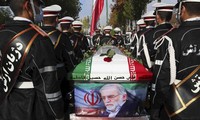 Đám tang ông Fakhrizadeh diễn ra hôm qua. Ảnh: Bộ Quốc phòng Iran/AP 