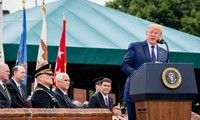 Ông Trump trong một lần phát biểu trước các tướng lĩnh cao cấp nhất của quân đội Mỹ