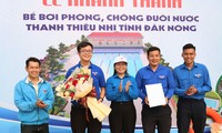 Tỉnh Đoàn Đắk Nông tặng 800 vé bơi miễn phí cho học sinh 