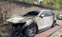 Điều tra vụ ô tô Mazda CX5 cháy rụi trên vỉa hè ở TPHCM 
