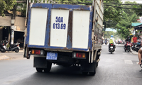 Xe biển xanh hết hạn đăng kiểm vẫn chạy ra đường, UBND phường Tân Quy nói gì?