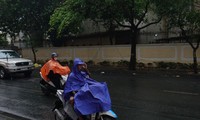 TPHCM chiều tối có mưa rào, tin lũ khẩn cấp trên sông La Ngà - Đồng Nai