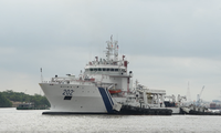 Tàu của Lực lượng Bảo vệ bờ biển Ấn Độ thăm TPHCM 