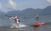Gay cấn cuộc thi thuyền buồm, đua sup trên biển Đà Nẵng 