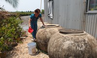 Khoảng 12.000 hộ dân Cà Mau thiếu nước ngọt, phải mua hơn 40.000 đồng/m3