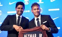 Neymar là thương vụ gây tranh cãi lớn của Paris SG.