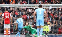 Arsenal vs Man City 1-2: Man City chiến thắng ở phút bù giờ
