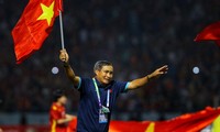 Gia hạn hợp đồng, HLV Mai Đức Chung dẫn dắt tuyển nữ Việt Nam tại World Cup 2023