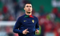 Ronaldo tiếp tục ngồi dự bị sau tin đồn dọa bỏ tuyển Bồ Đào Nha