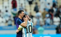 HLV Argentina hứa giữ chỗ cho Messi dự World Cup 2026
